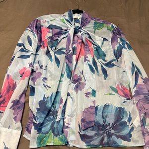 Suzy shier blouse - size XL - worn ONCE